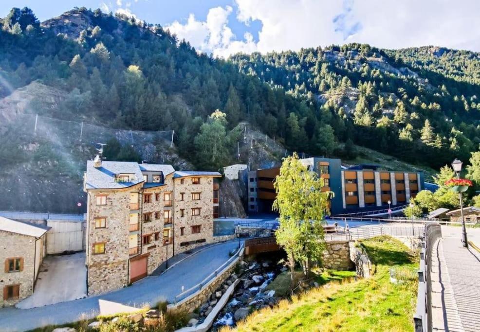 Unico Piso Colorido Y Divertido En Ransol - Increibles Vistas Al Rio Y Naturaleza - Ideal Familias L By Bonesvacances Andorre-la-Vieille Extérieur photo